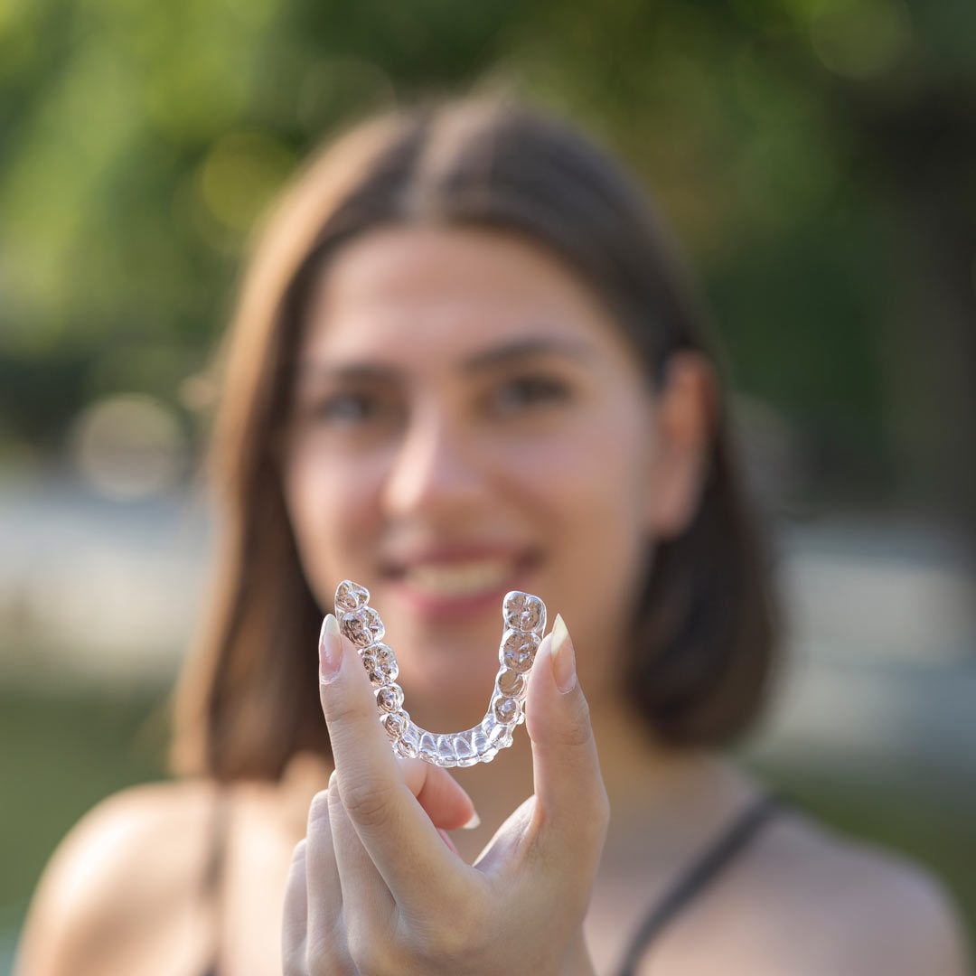 DR-Invisalign-003